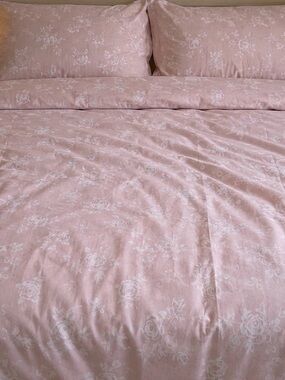 Beautiful Color! Wake In Cloud Pink Floral Duvet Cover – Full Size Cottage Core